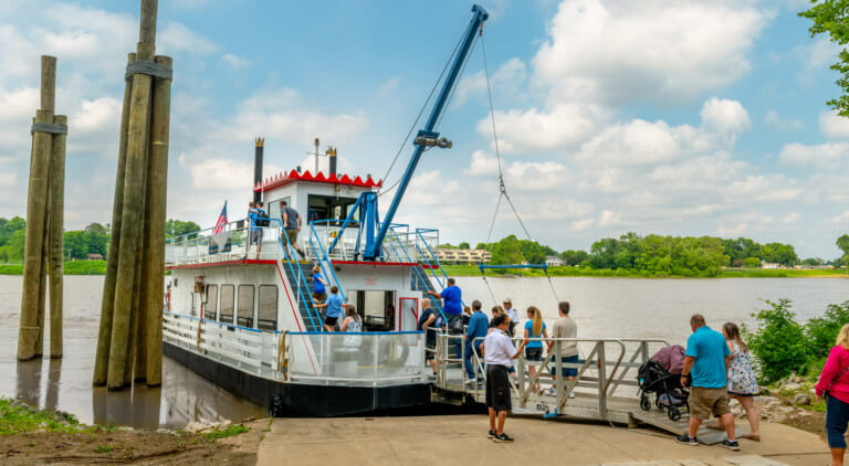 Visitor_services_Header_Img_V2