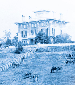 Old photo of henderson hall