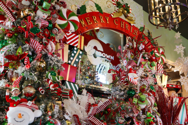 Find the Perfect Gift - Things to do in Mar